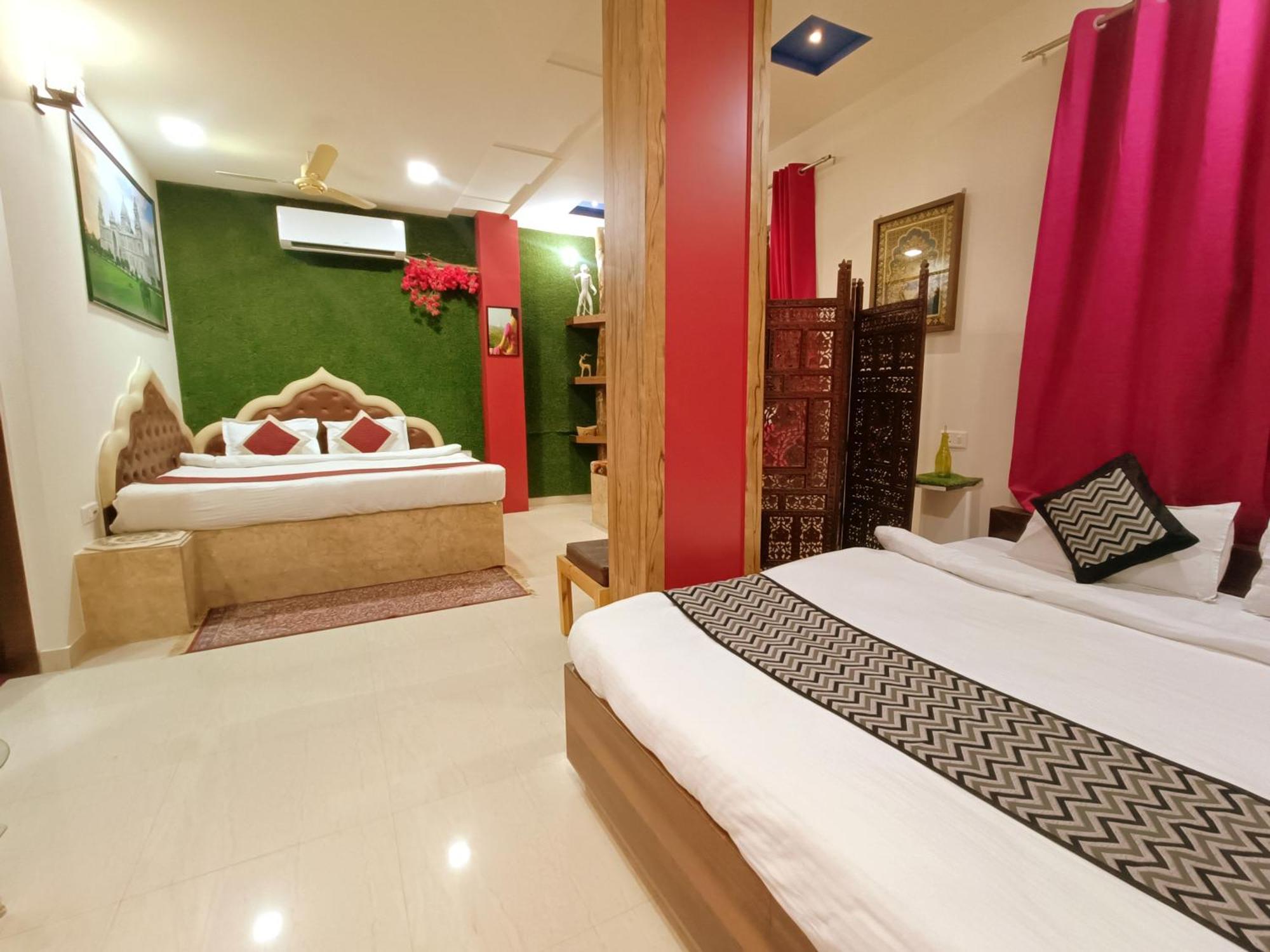 The Hideout Agra - Near Taj Homestay *